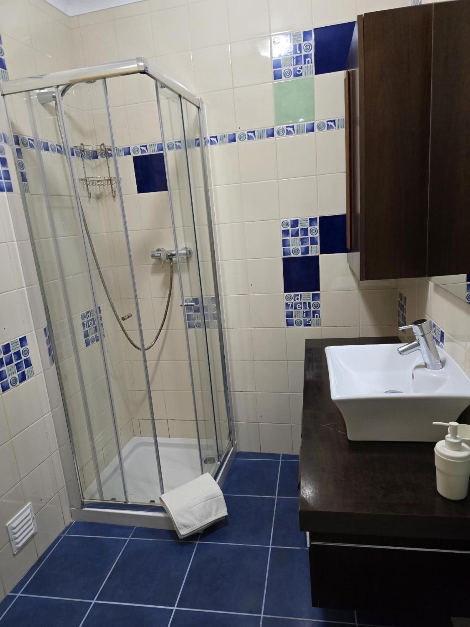 Lc'S Guesthouse لاغوس المظهر الخارجي الصورة