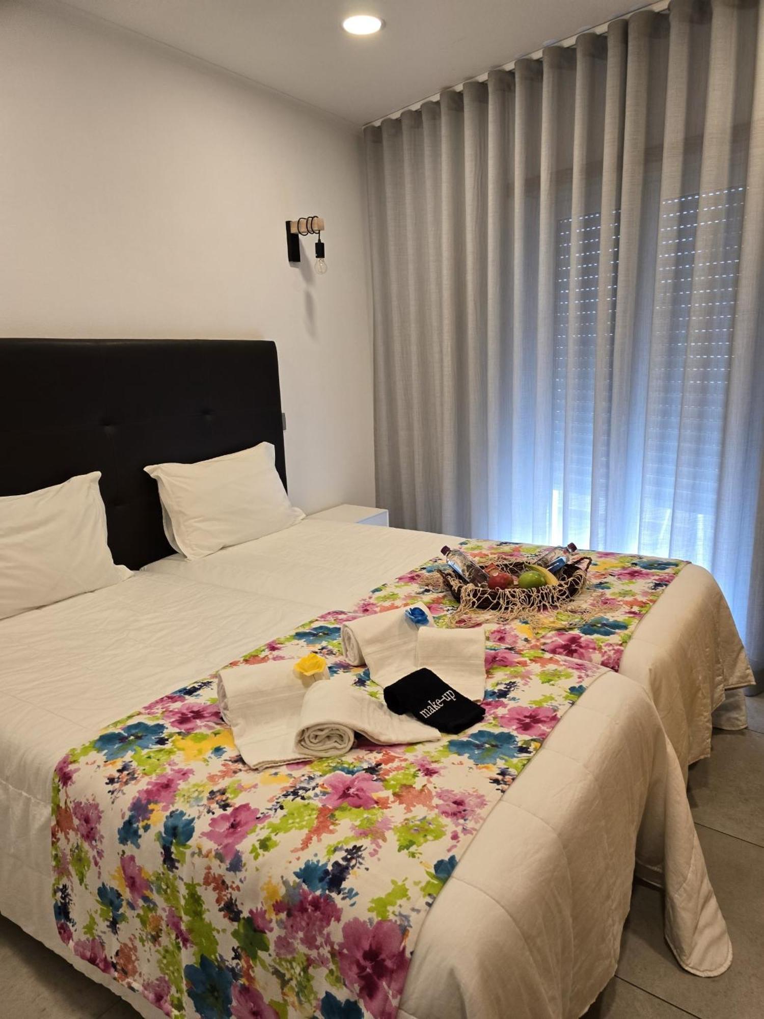 Lc'S Guesthouse لاغوس المظهر الخارجي الصورة